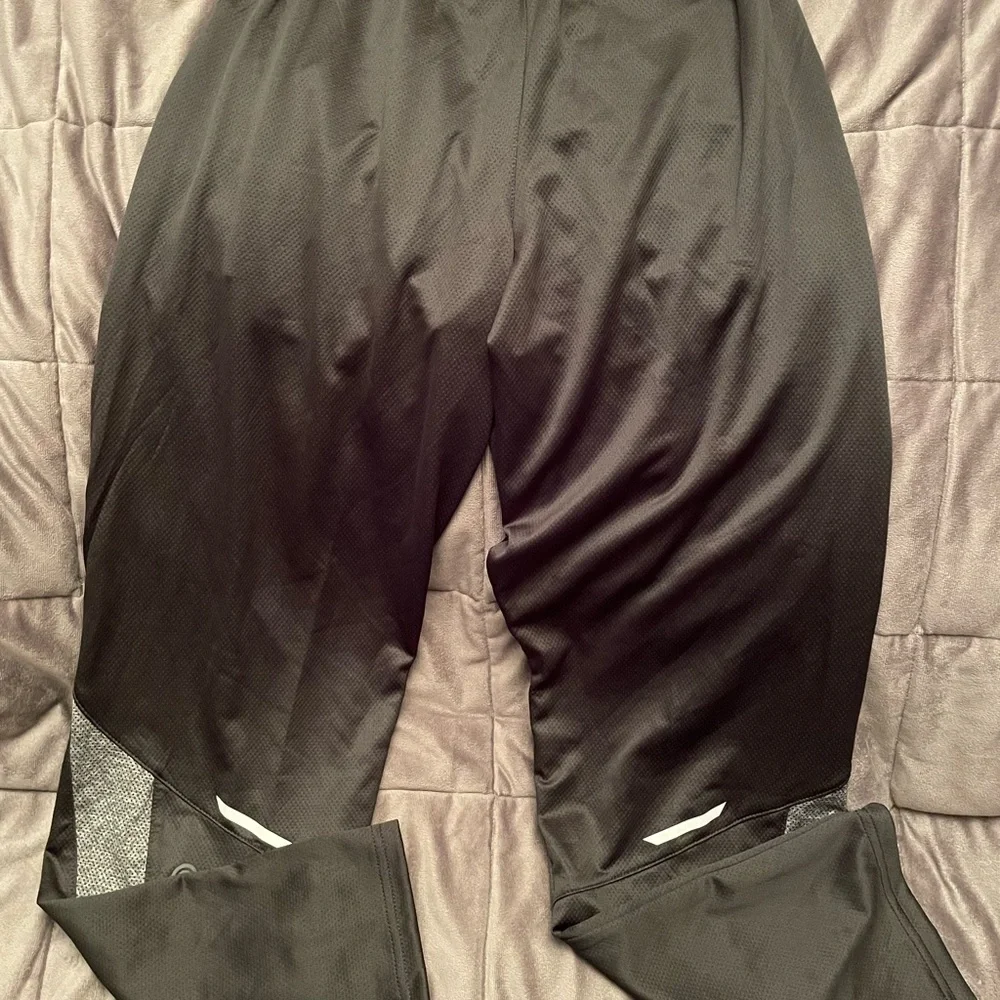 Boys stretch zip pocket athletic pants - Picture 3 of 6
